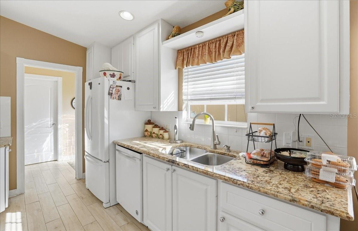 5546 Modena, Sarasota, FL 34238