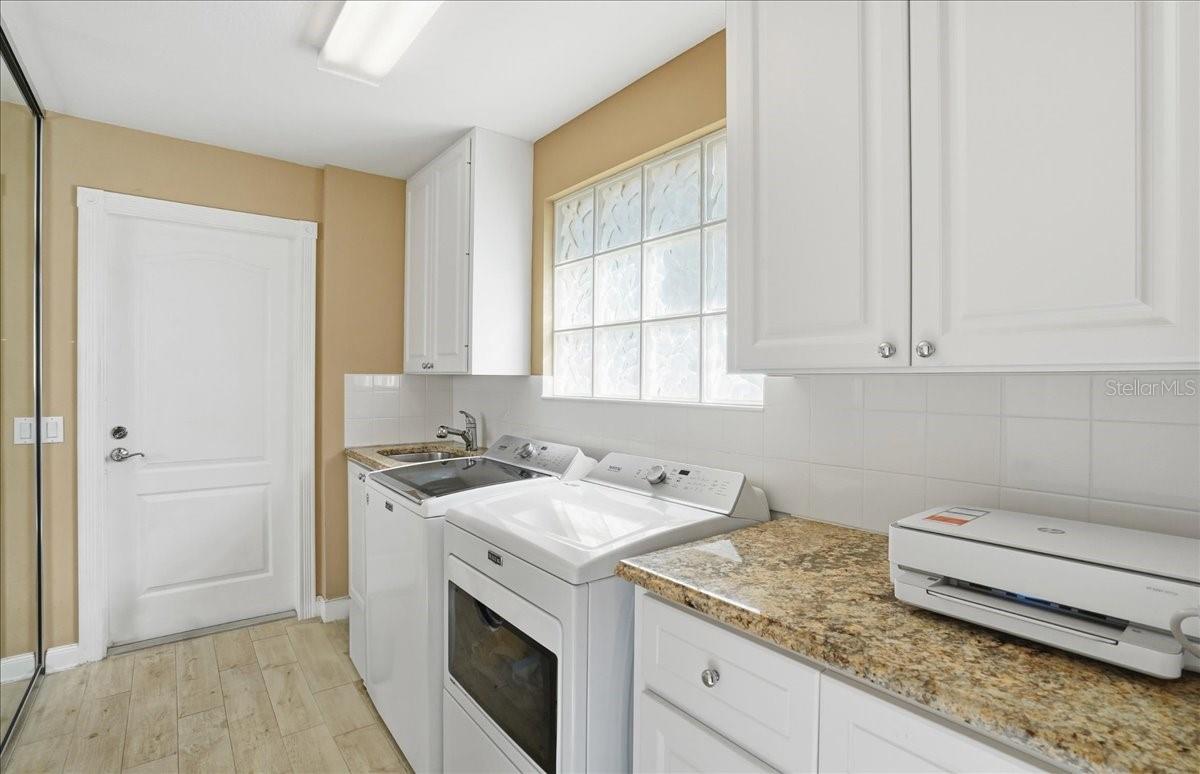 5546 Modena, Sarasota, FL 34238