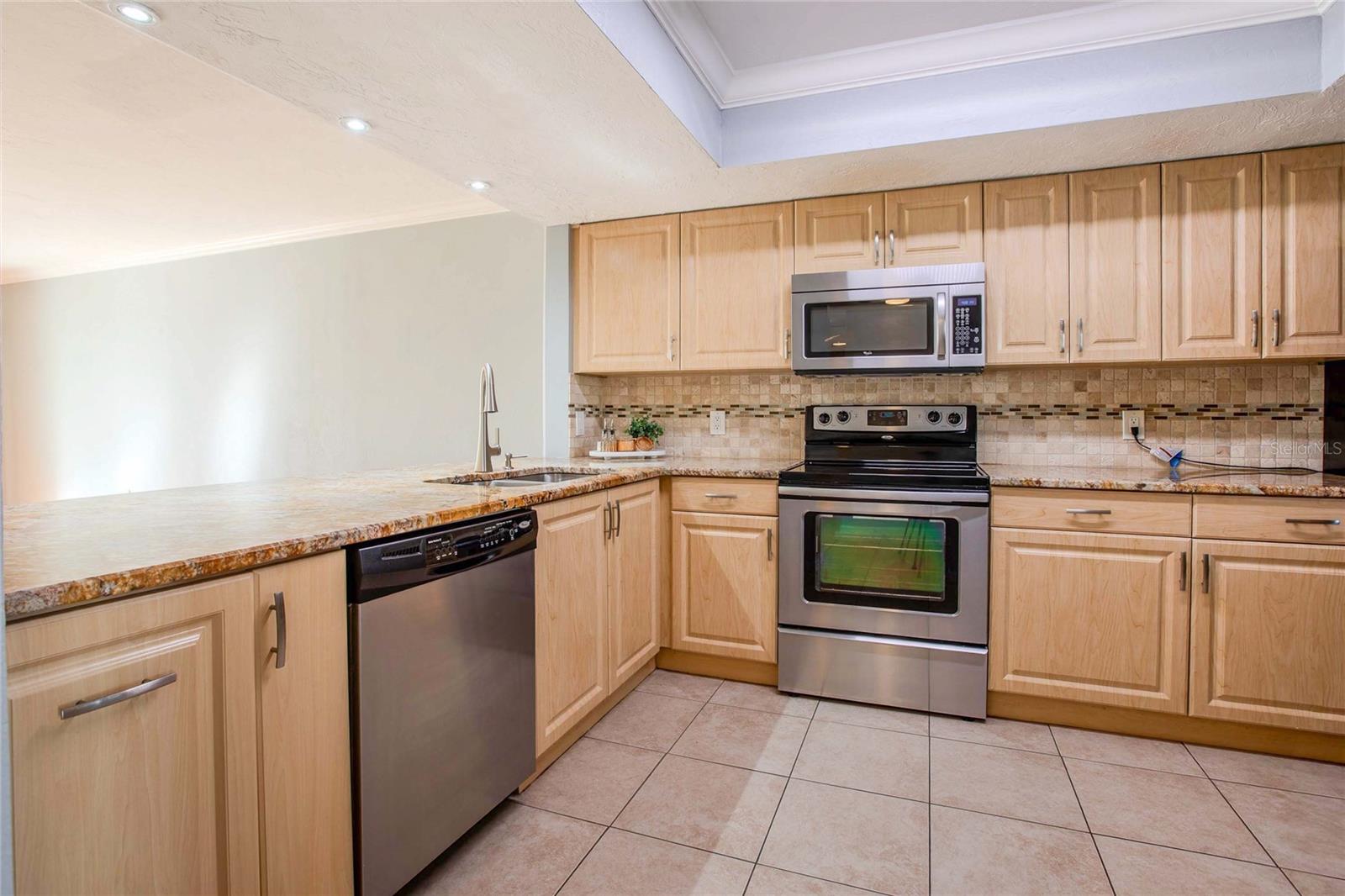 3300 Beneva Unit 214, Sarasota, FL 34232
