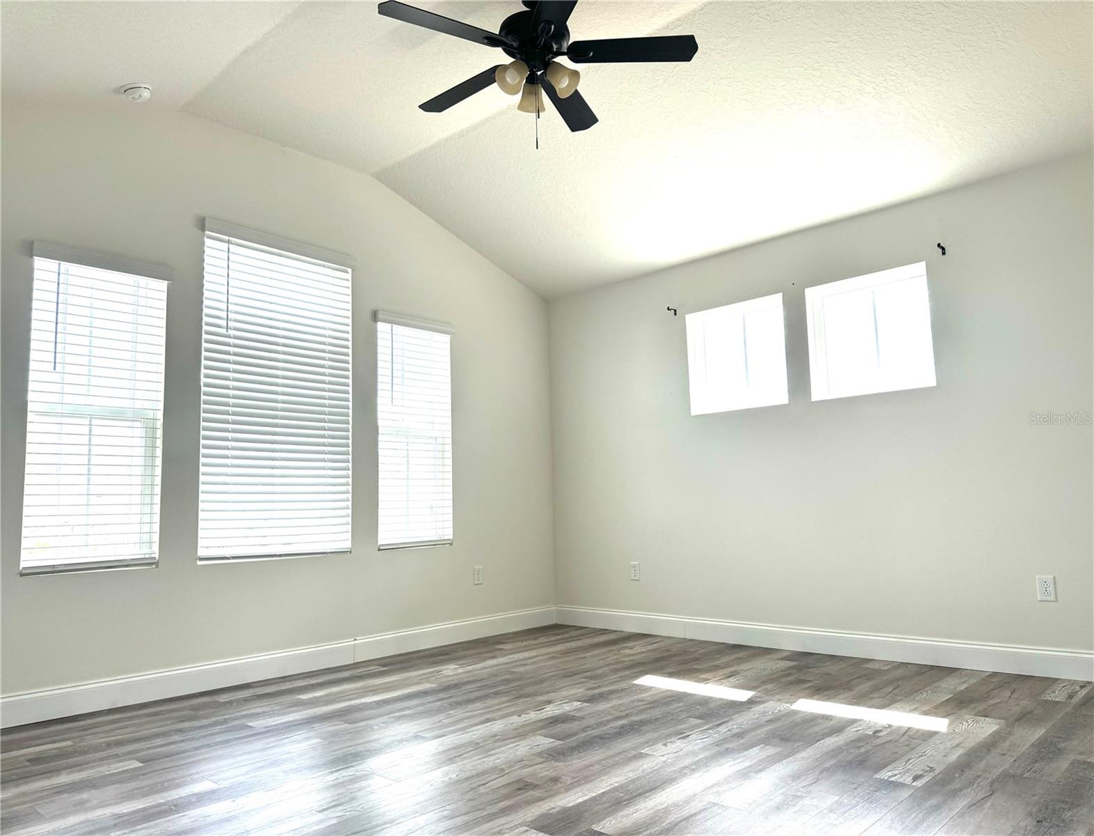 2540 Blowing Breeze, Kissimmee, FL 34744