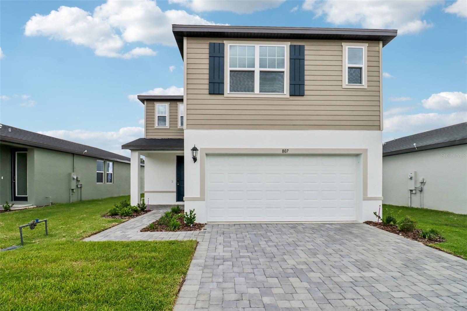 807 Sunshower, Lady Lake, FL 32159