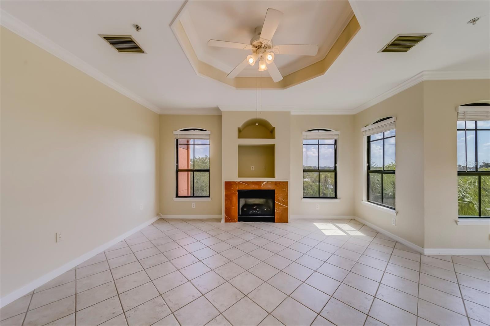 2741 Via Cipriani Unit 930a, Clearwater, FL 33764