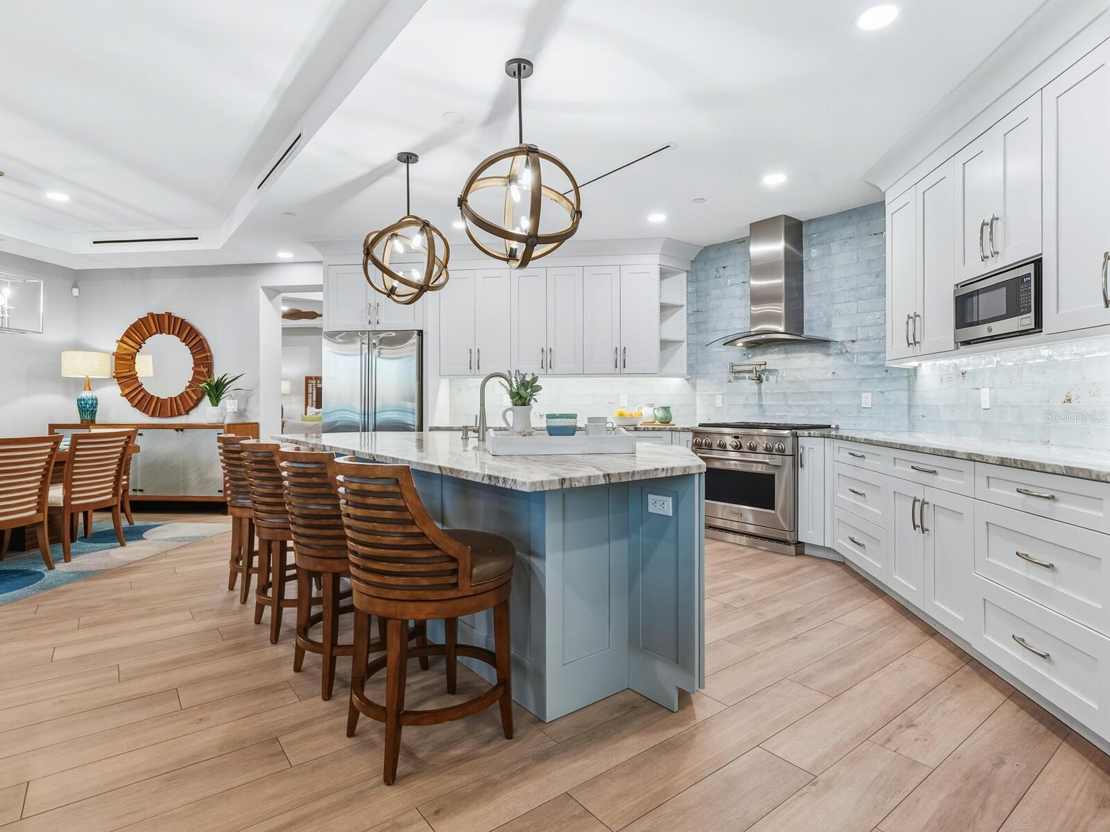 1140 Seaside Unit 301 & Penthouse, Siesta Key, FL 34242