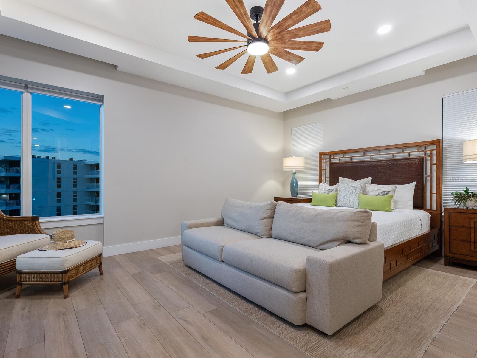 1140 Seaside Unit 301 & Penthouse, Siesta Key, FL 34242