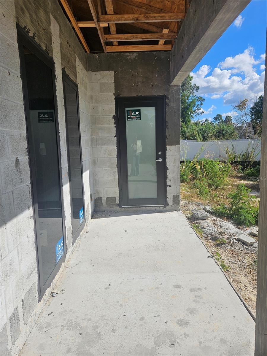 2615 25th, Lehigh Acres, FL 33971