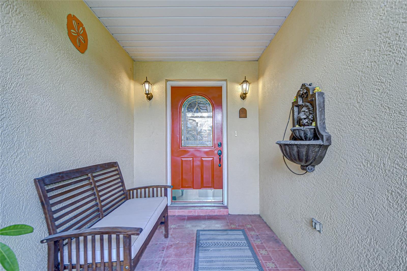 6911 Oakcrest, Zephyrhills, FL 33542
