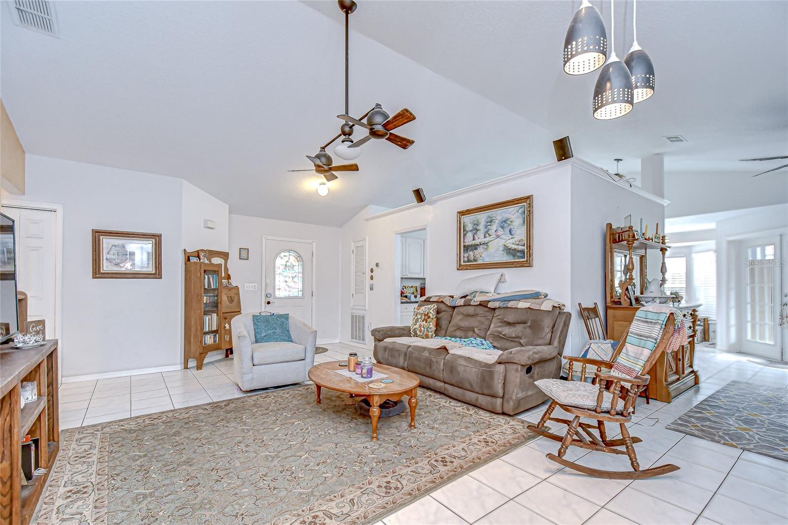6911 Oakcrest, Zephyrhills, FL 33542