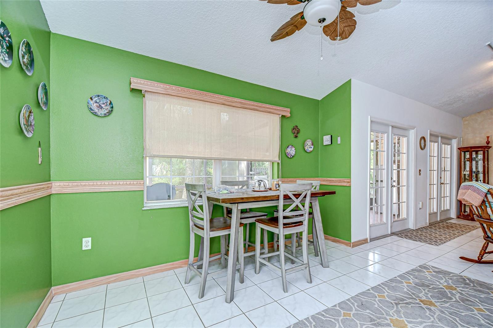 6911 Oakcrest, Zephyrhills, FL 33542