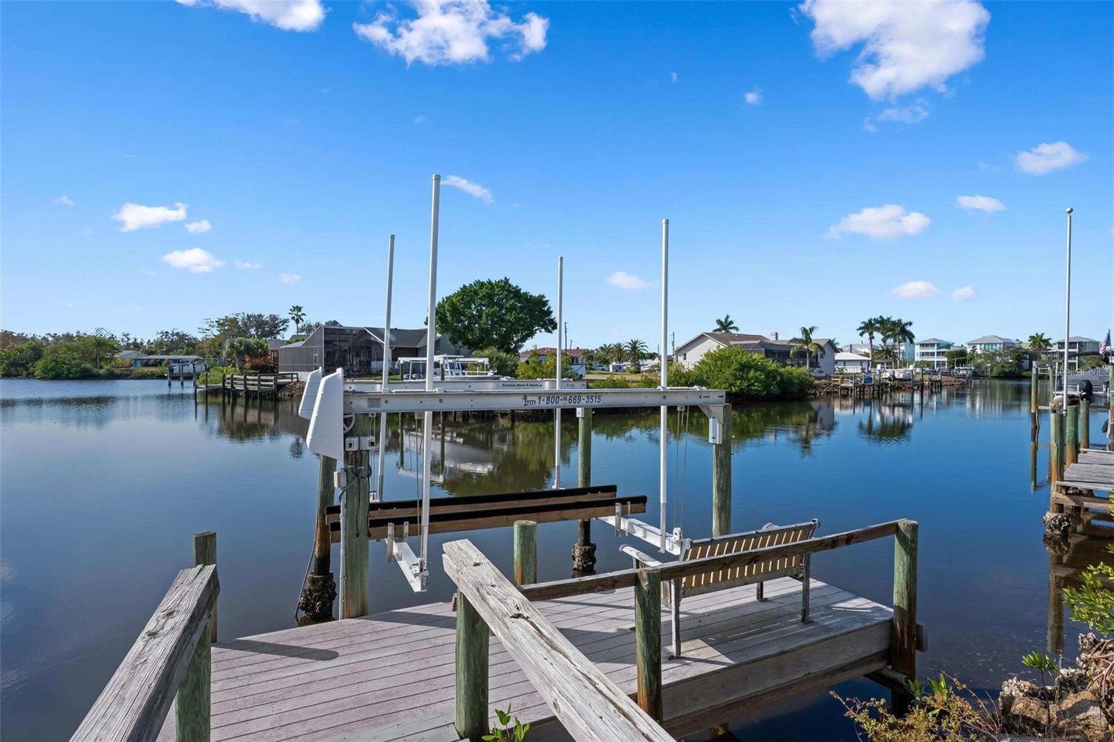 1503 Marlin, Nokomis, FL 34275