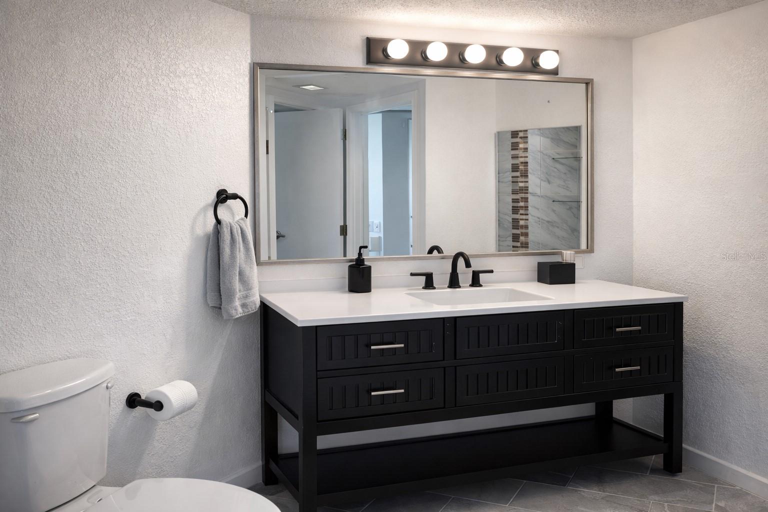 2333 Feather Sound Unit B304, Clearwater, FL 33762