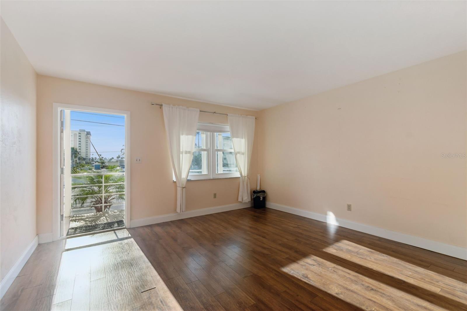 4565 Duhme Unit 203, St Petersburg, FL 33708