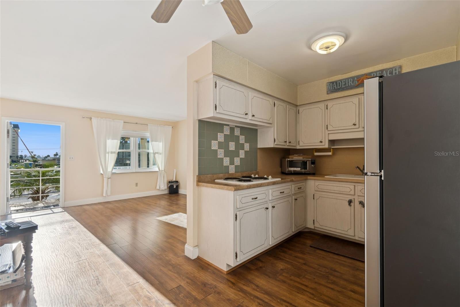 4565 Duhme Unit 203, St Petersburg, FL 33708