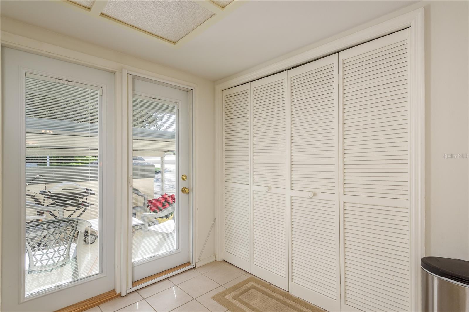 1381 Mcmullen Booth Unit 1381, Clearwater, FL 33759