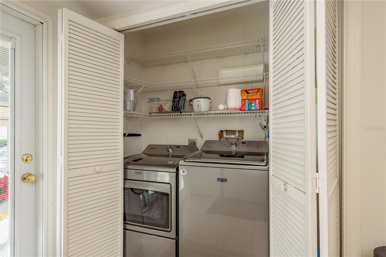 1381 Mcmullen Booth Unit 1381, Clearwater, FL 33759