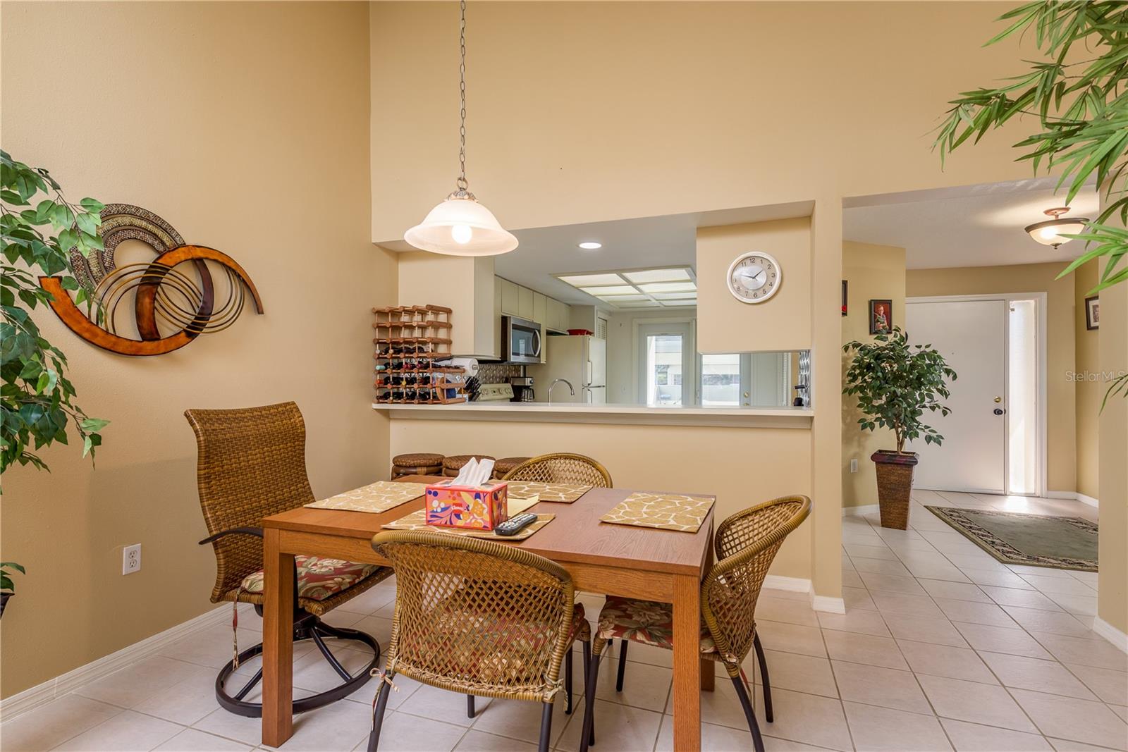 1381 Mcmullen Booth Unit 1381, Clearwater, FL 33759