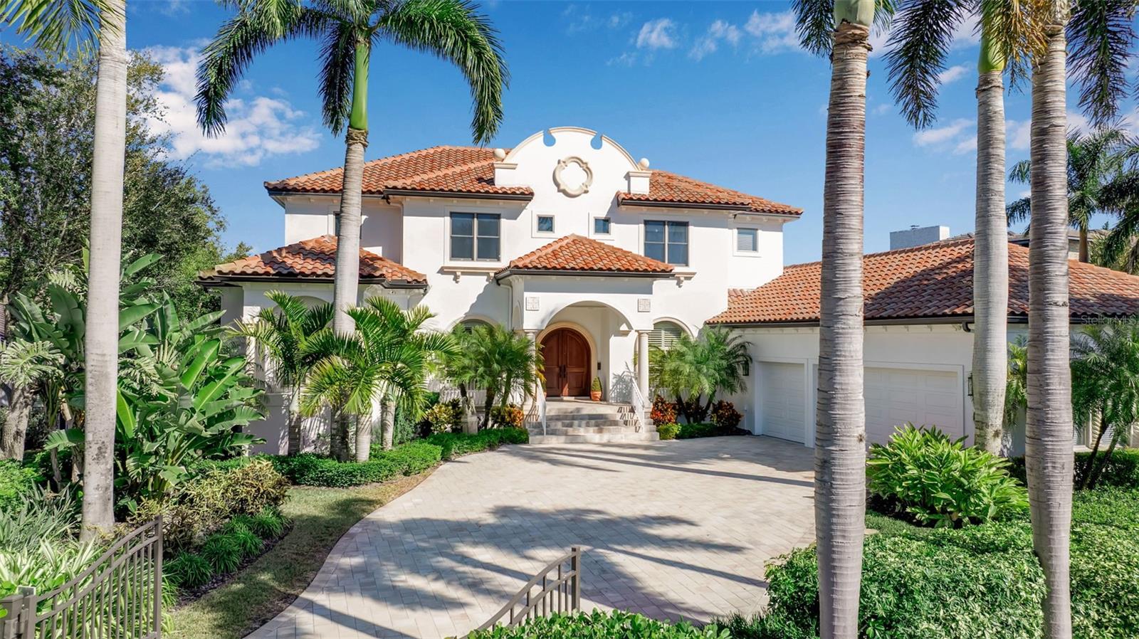 1389 Tangier, Sarasota, FL 34239