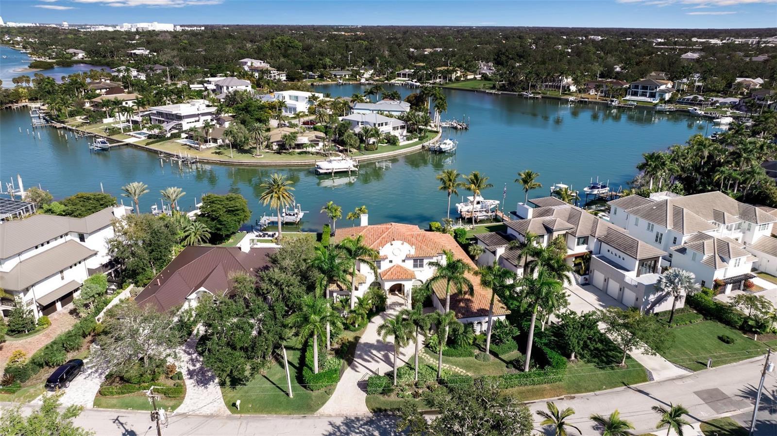 1389 Tangier, Sarasota, FL 34239