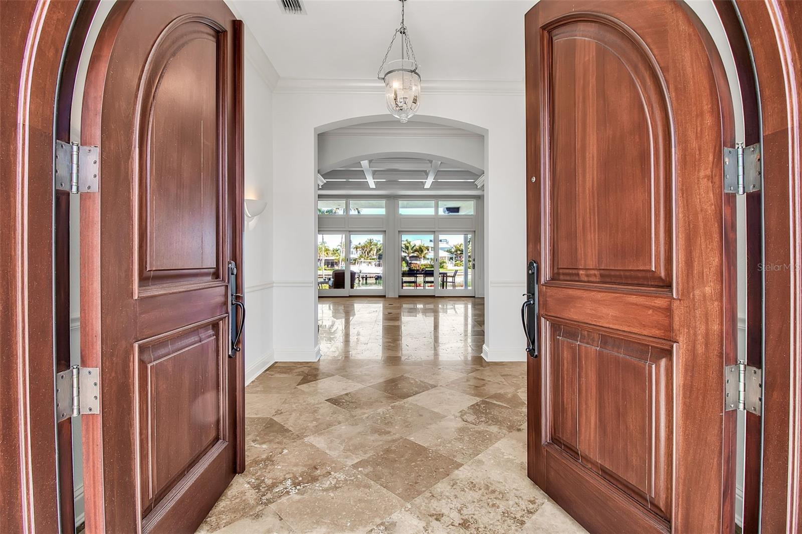 1389 Tangier, Sarasota, FL 34239