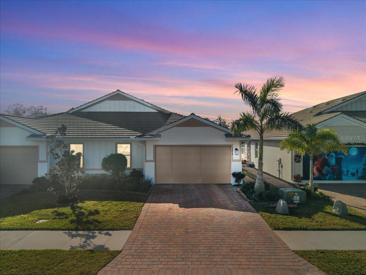 1074 Enbrook, Naples, FL 34114