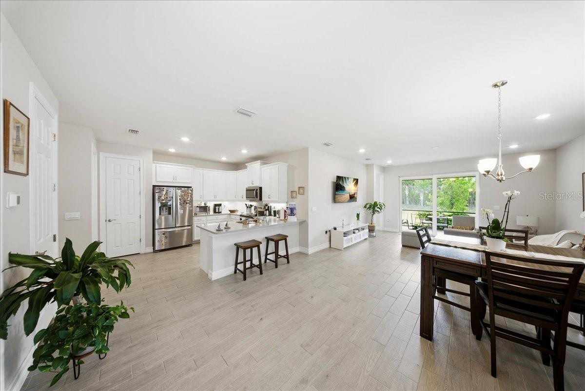 1074 Enbrook, Naples, FL 34114