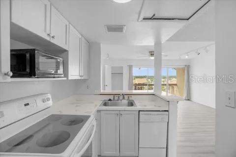 564 Orange Unit 40, Altamonte Springs, FL 32701