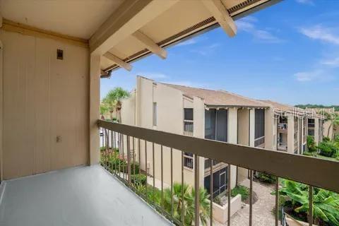 564 Orange Unit 40, Altamonte Springs, FL 32701