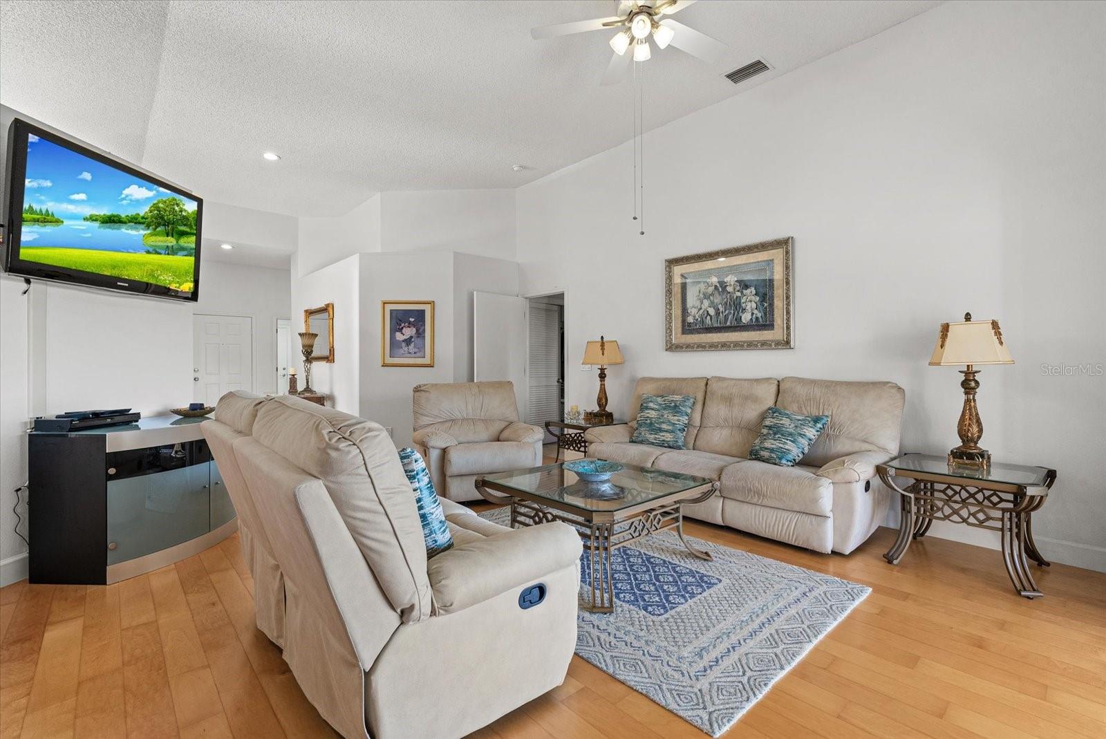 4439 Deer Trail, Sarasota, FL 34238
