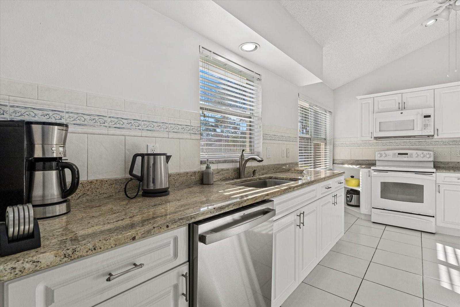 4439 Deer Trail, Sarasota, FL 34238