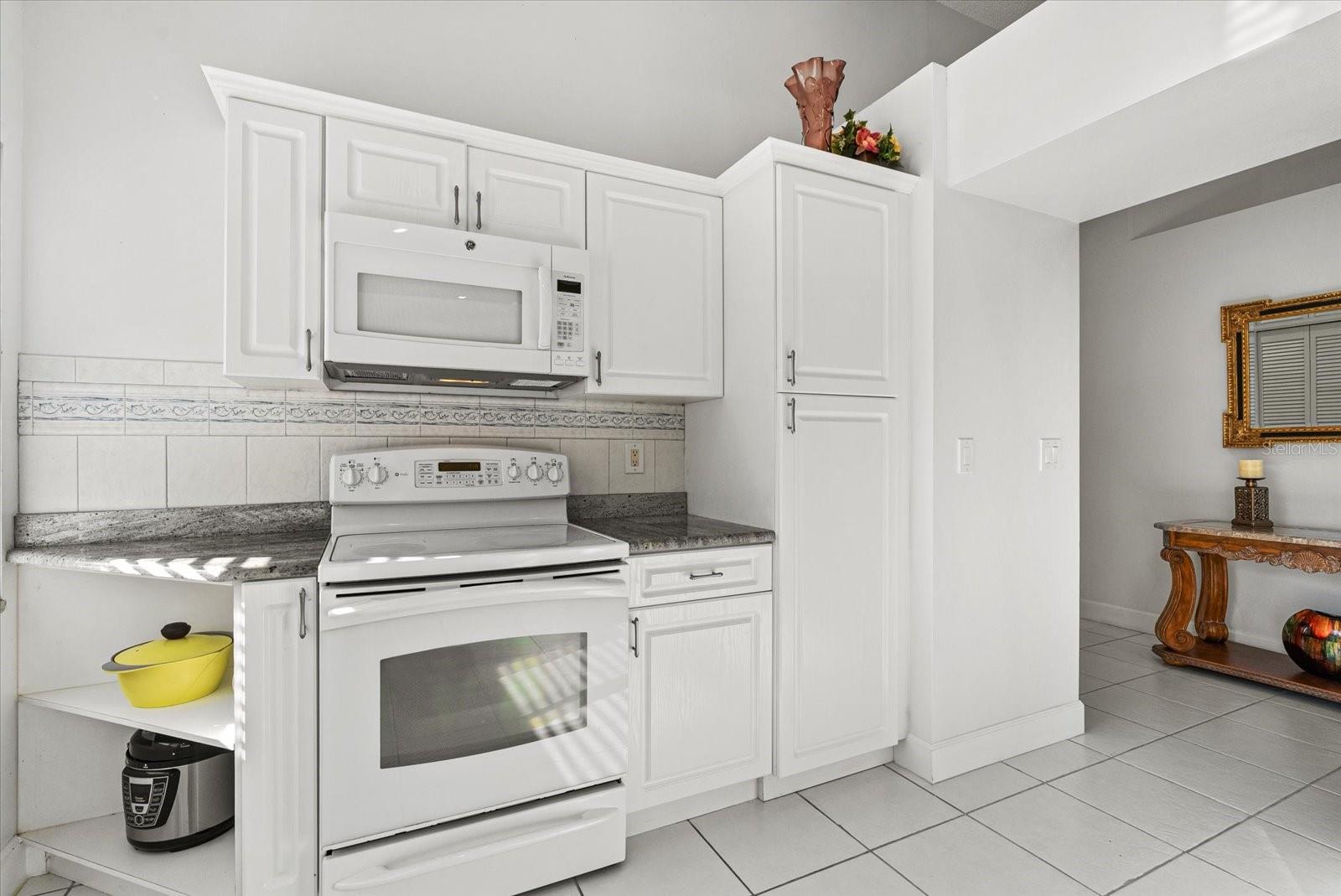 4439 Deer Trail, Sarasota, FL 34238