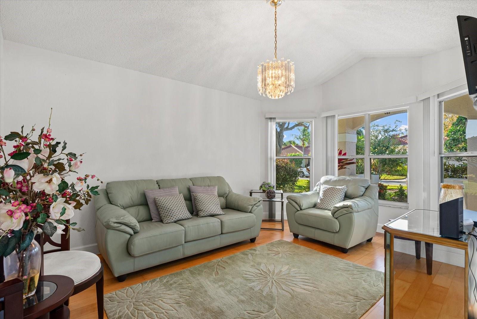 4439 Deer Trail, Sarasota, FL 34238