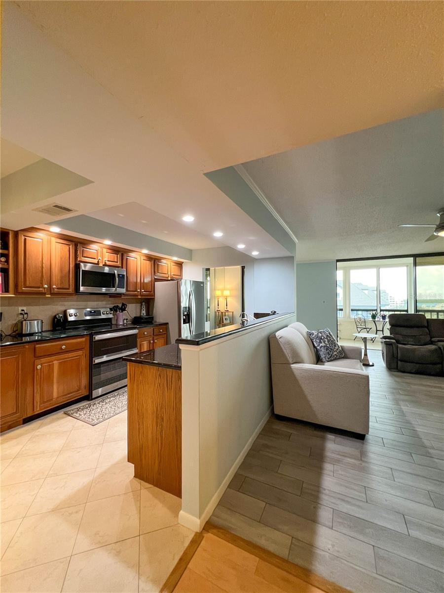 14810 Rue de Bayonne Unit 7g, Clearwater, FL 33762