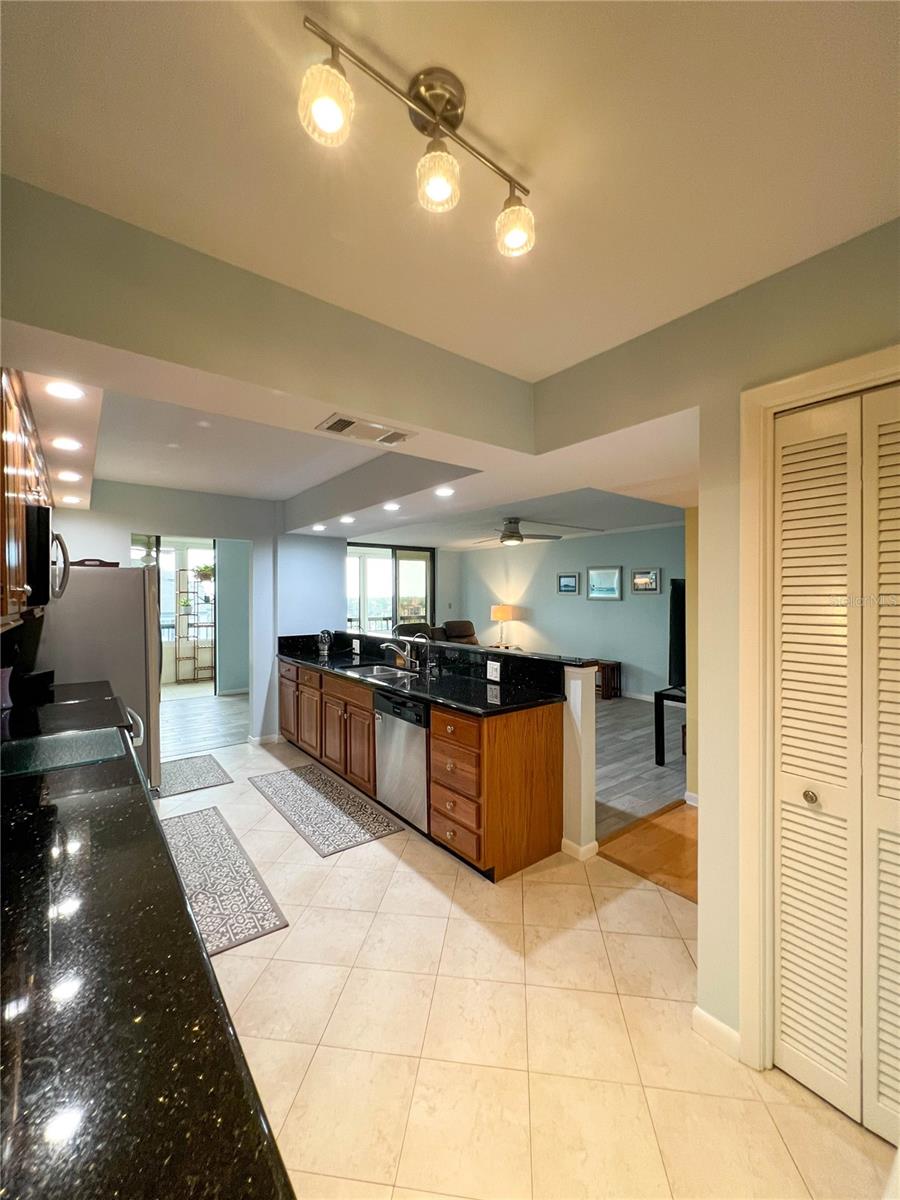 14810 Rue de Bayonne Unit 7g, Clearwater, FL 33762
