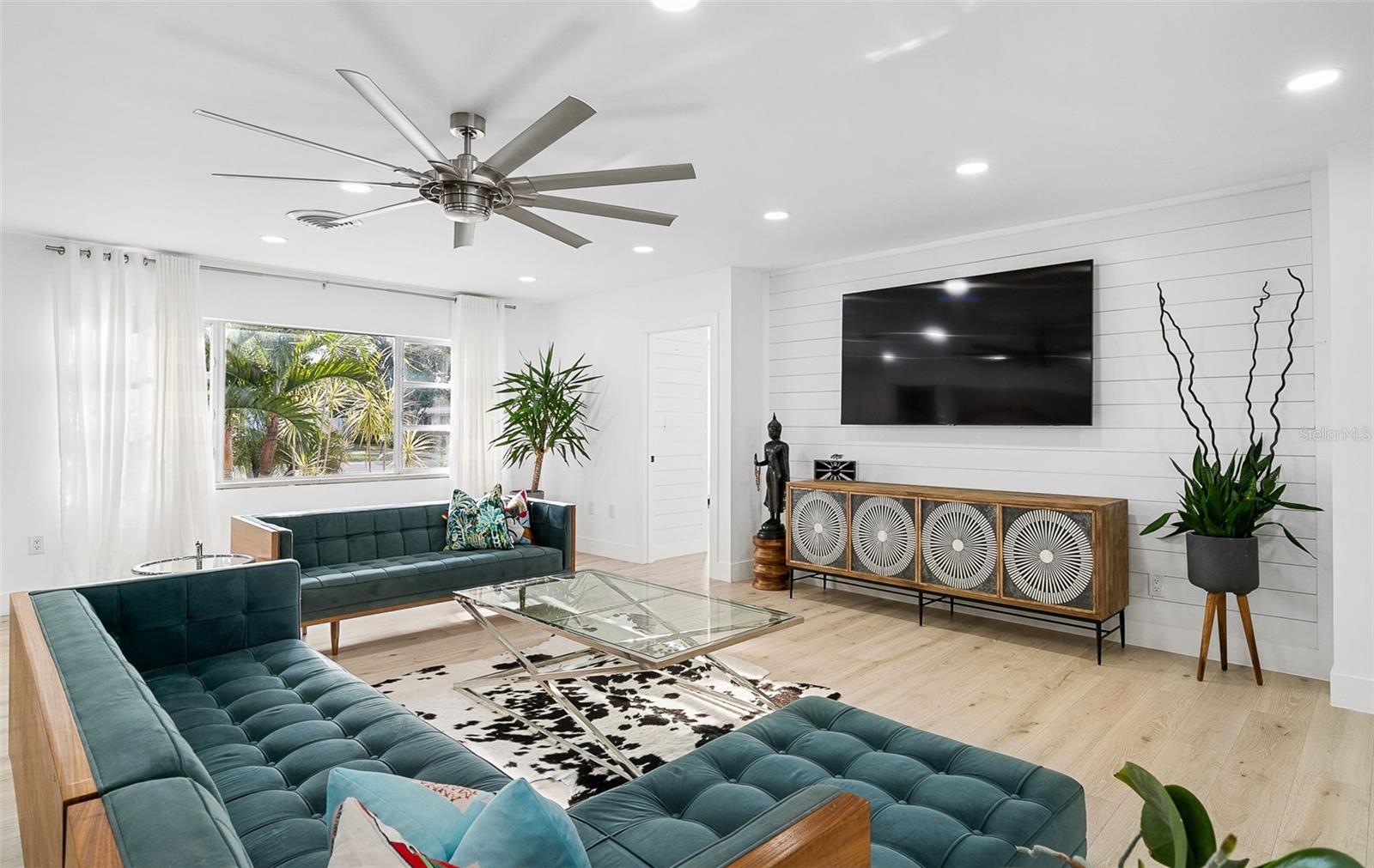 703 Whitfield, Sarasota, FL 34243