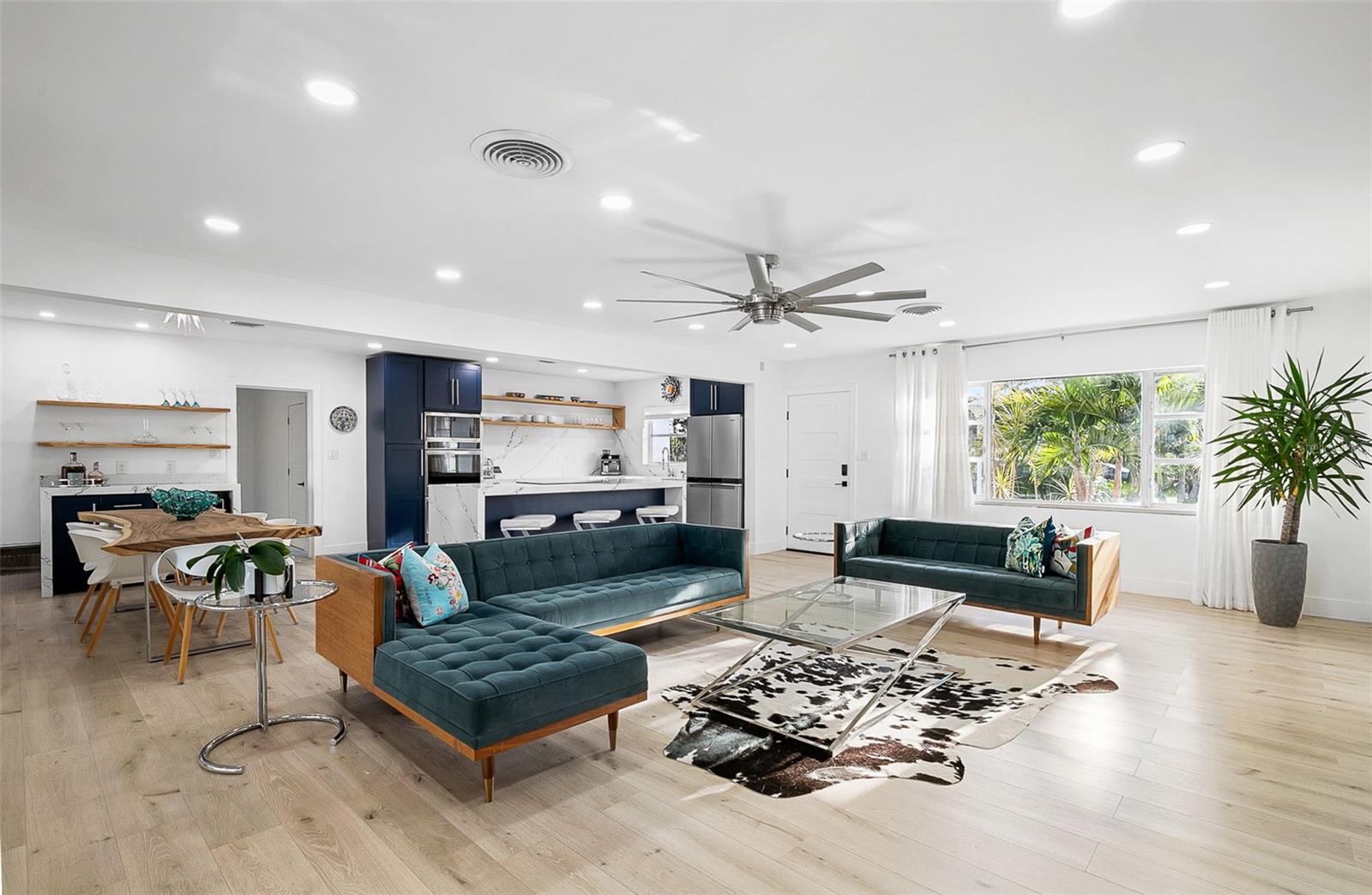 703 Whitfield, Sarasota, FL 34243