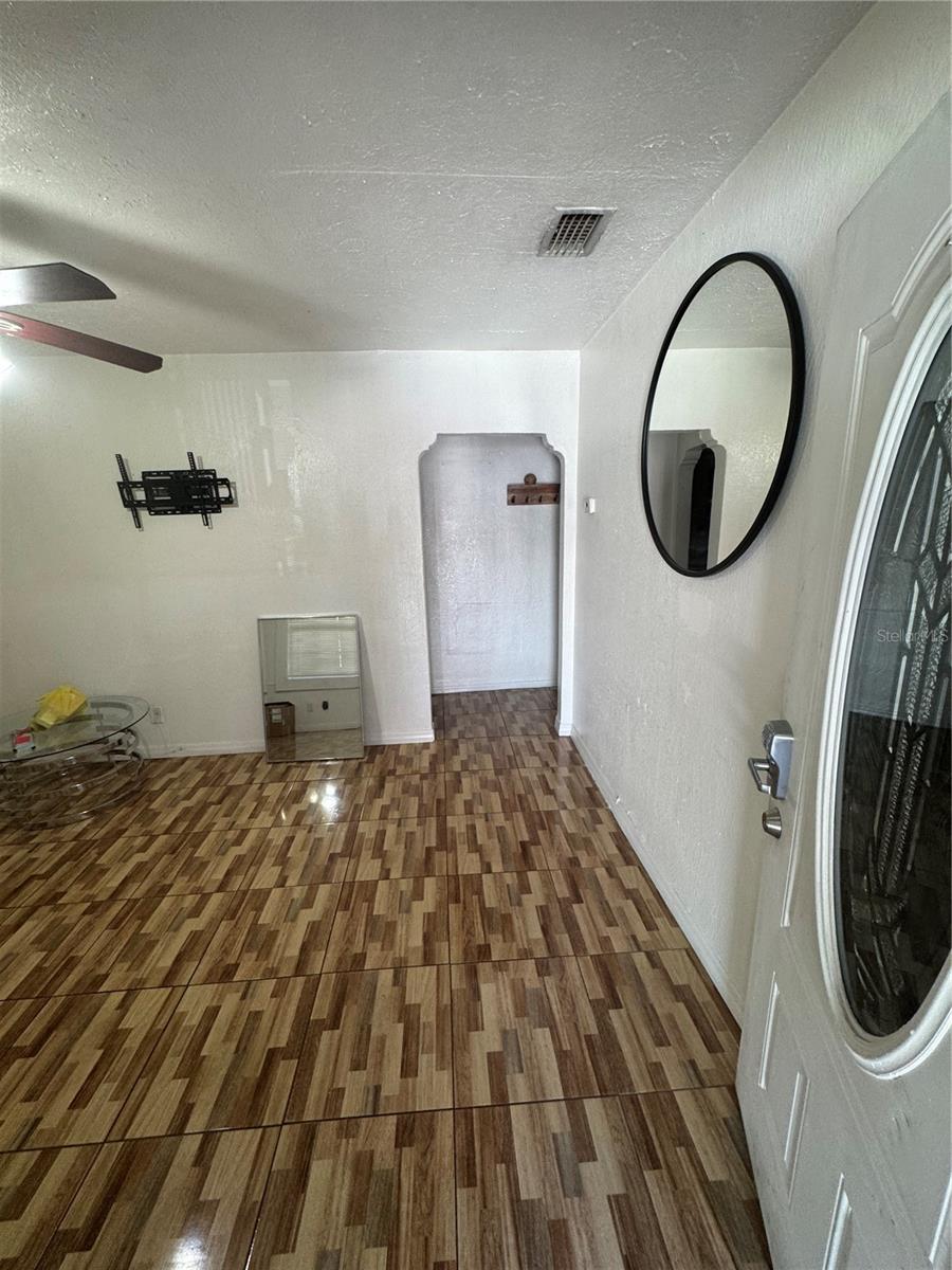 2312 La Salle, Tampa, FL 33607