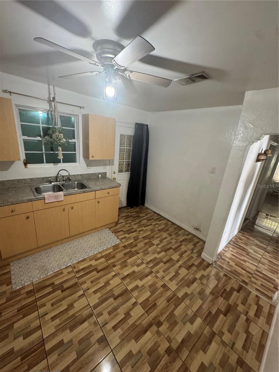 2312 La Salle, Tampa, FL 33607