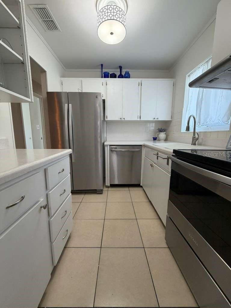 1832 Sunny Unit D-32, Bradenton, FL 34207