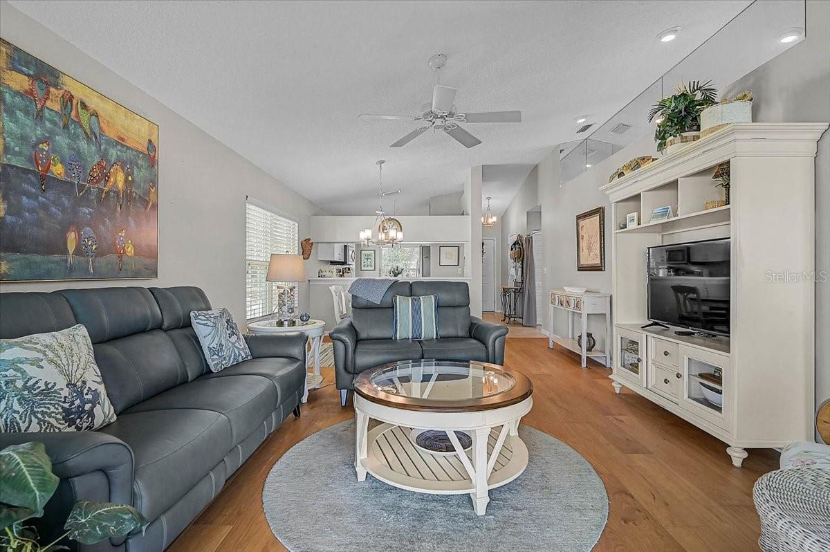 4219 Caddie Unit 204, Bradenton, FL 34203