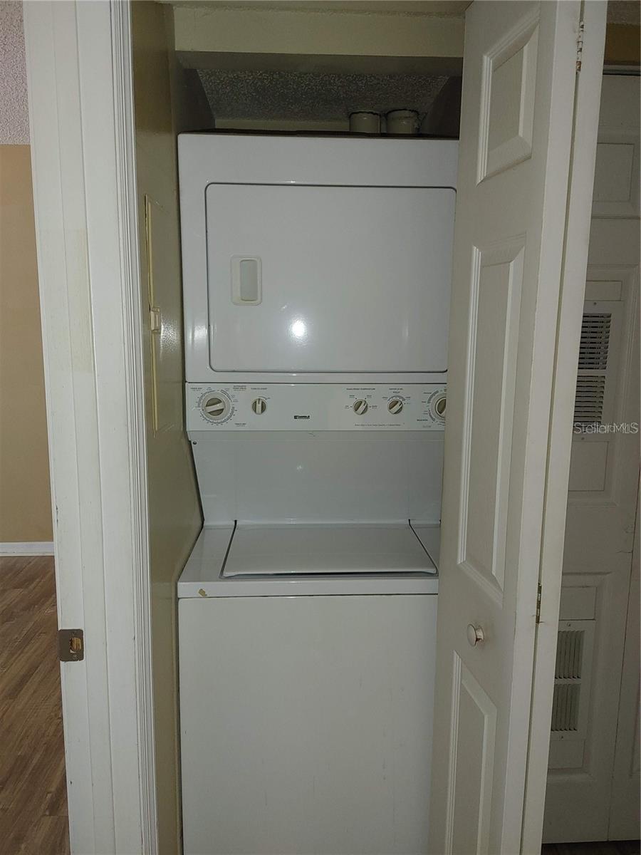 215 Lake Brook Unit 204, Brandon, FL 33511