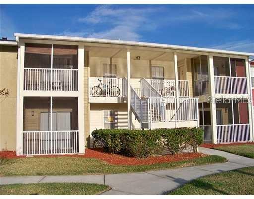 215 Lake Brook Unit 204, Brandon, FL 33511