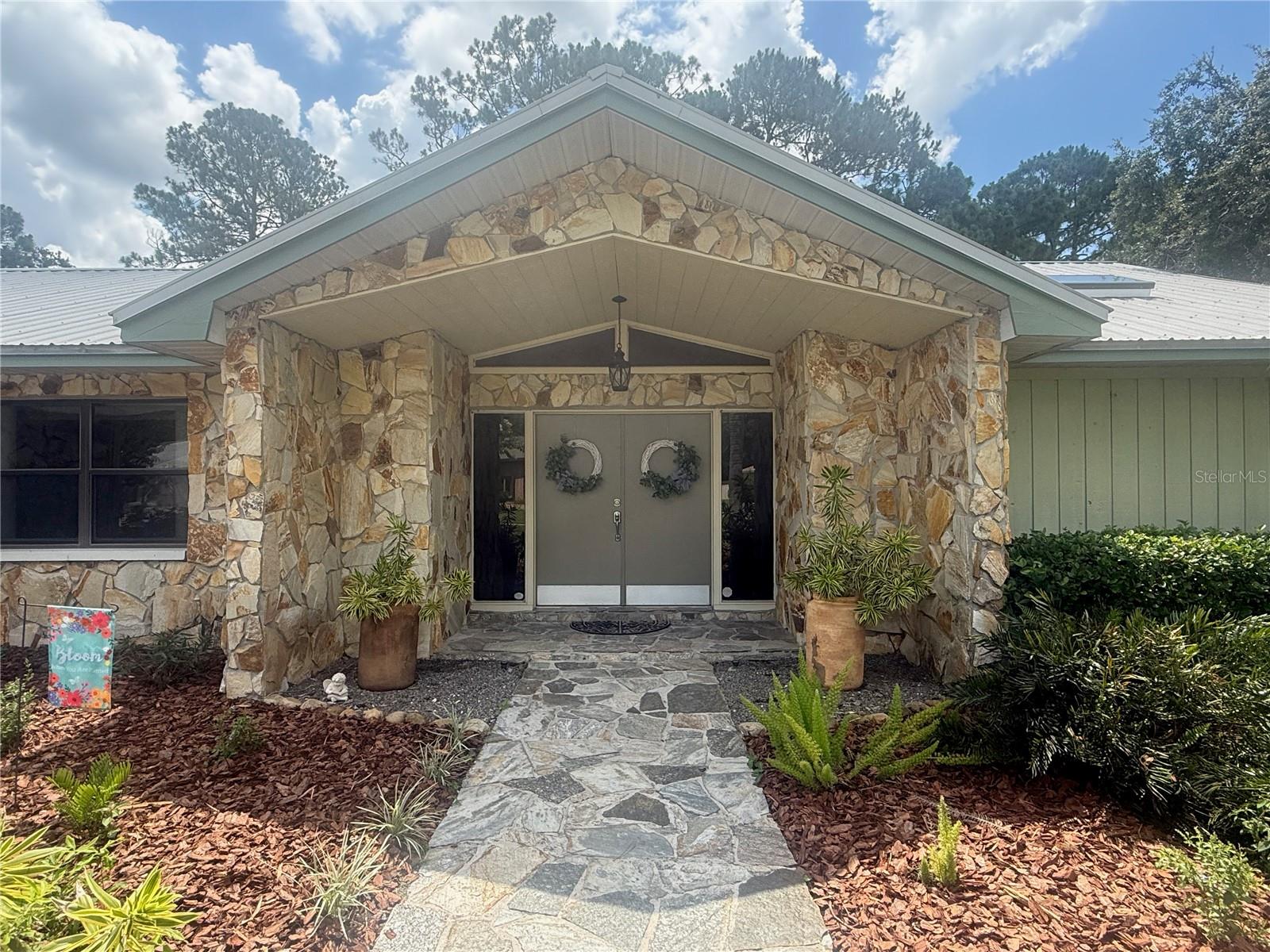 2215 Toniwood, Palm Harbor, FL 34685
