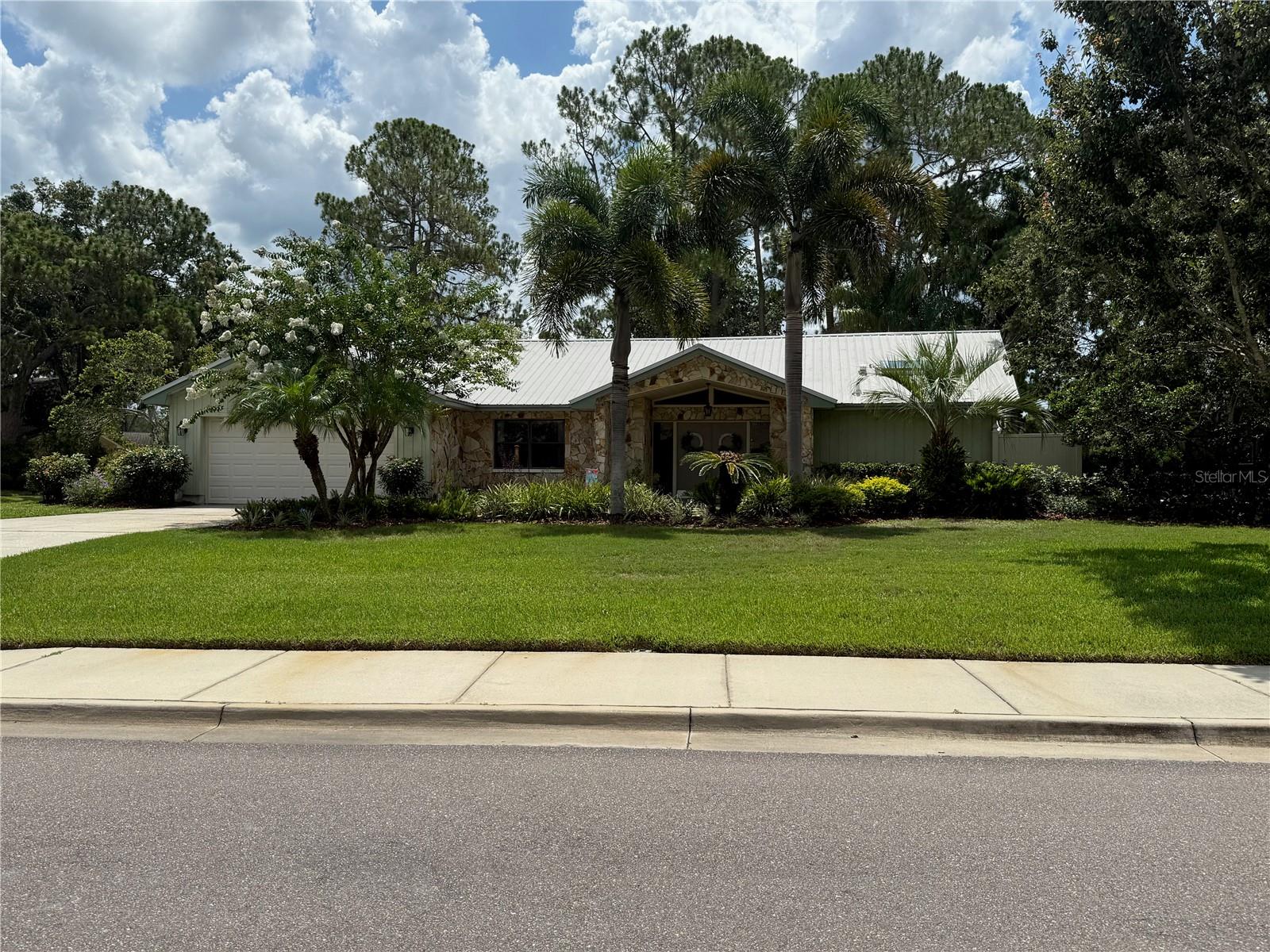 2215 Toniwood, Palm Harbor, FL 34685