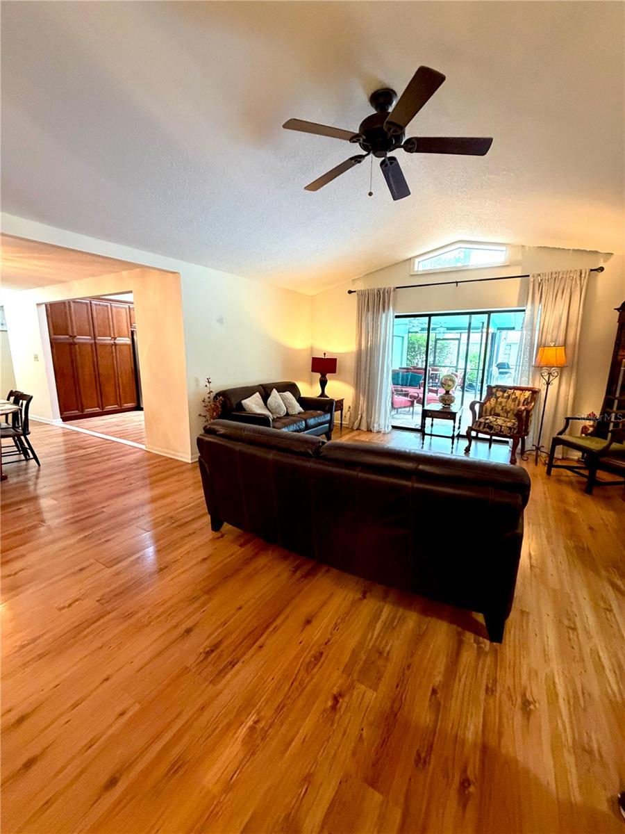 2215 Toniwood, Palm Harbor, FL 34685