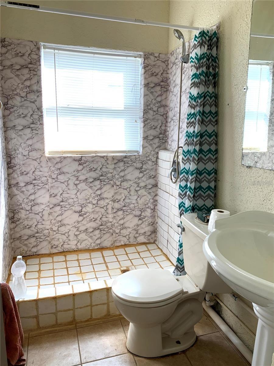 100 John, Frostproof, FL 33843
