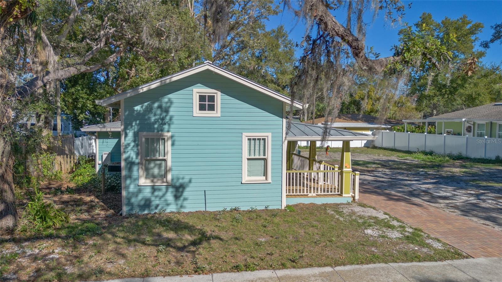 448 Locklie, Dunedin, FL 34698