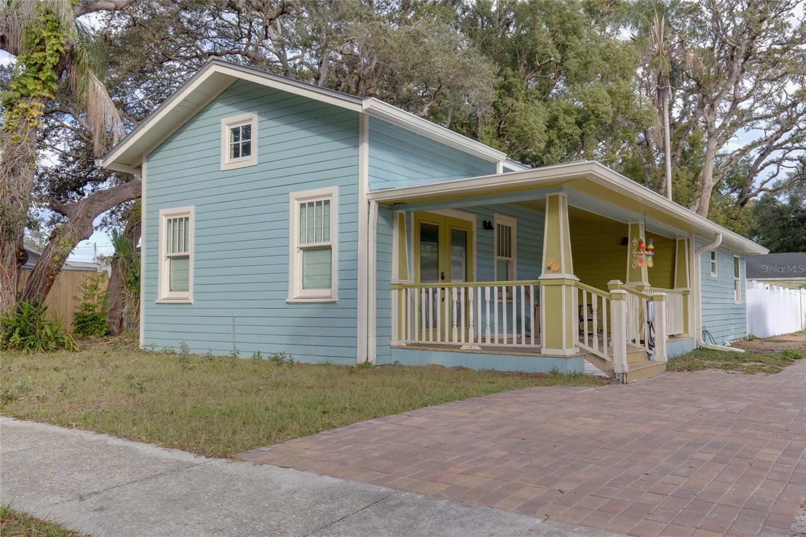 448 Locklie, Dunedin, FL 34698