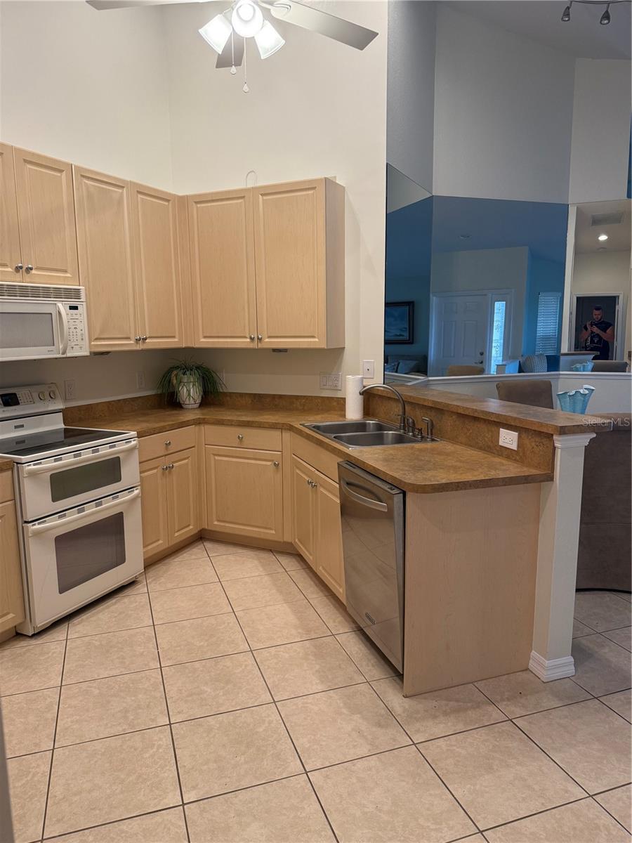 4049 Fairway, North Port, FL 34287