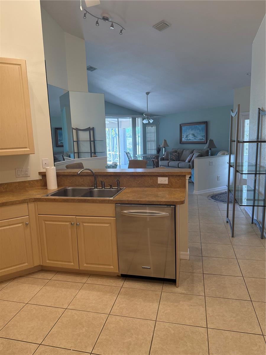 4049 Fairway, North Port, FL 34287