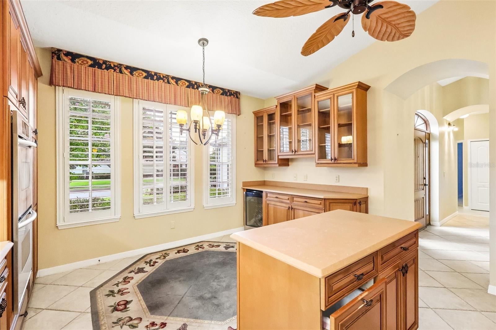 8013 Pine Hollow, Mount Dora, FL 32757
