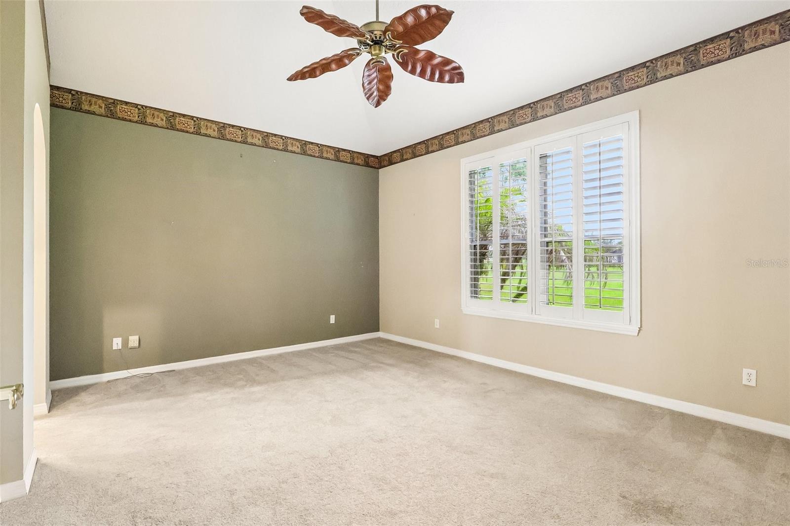 8013 Pine Hollow, Mount Dora, FL 32757